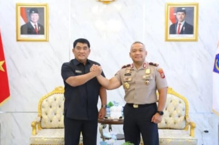 Kapolda Sulut Brigjen Pol Yudo Hermanto bersilaturahmi dengan Gubernur Yulius Selvanus Kapolda Sulut Brigjen Pol Yudo Hermanto bersilaturahmi dengan Gubernur Yulius Selvanus