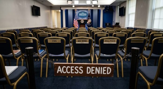 e365dfe1-a2ab-474b-813c-0fa5cfcb Trump larang CNN, MS NOW, dan Politico dari Gedung Putih